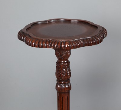 Lot 304 - Two Pairs of English Style Mahogany Stands