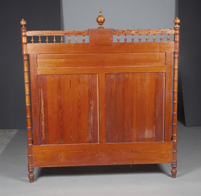 Lot 340 - Faux Bamboo Wood Bed