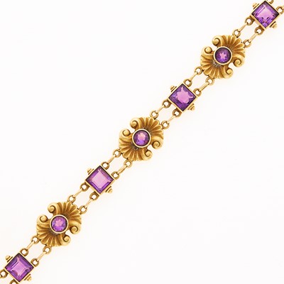 Lot 2114 - Antique Gold and Amethyst Bracelet