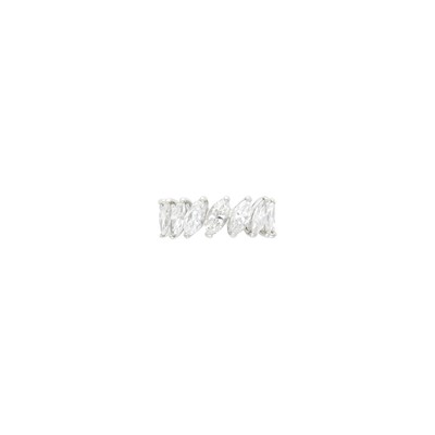 Lot 1135 - Platinum and Diamond Band Ring