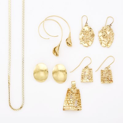 Lot 1235 - Group of Gold Jewelry