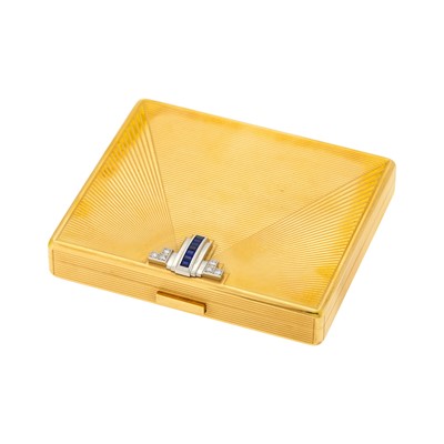 Lot 1082 - Gold, Platinum, Sapphire and Diamond Compact