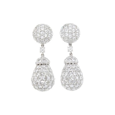 Lot 118 - Pair of White Gold and Diamond Pendant-Earclips