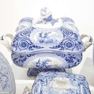Lot 333 - Large English Transfer Decorated Blue and White Assembled Ceramic Table Service