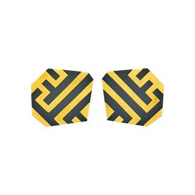 Lot 2 - Angela Cummings Pair of Gold and Black Jade Earrings
