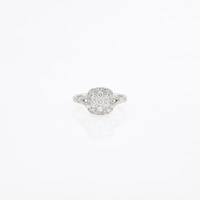 Lot 1056 - White Gold and Diamond Ring