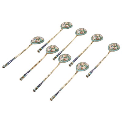 Lot 136 - Set of Eight Russian Silver and Cloisonné Enamel Teaspoons