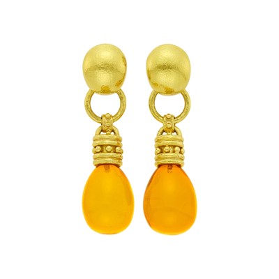 Lot 13 - Elizabeth Locke Pair of Hammered Gold and Amber Pendant-Earclips