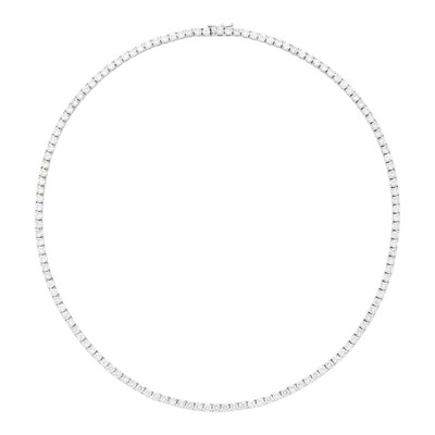 Lot 125 - White Gold and Diamond Necklace
