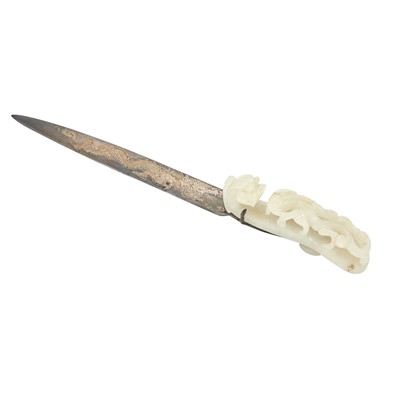 Lot 481 - A Chinese White Jade Belt Hook