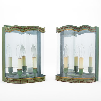 Lot 366 - Pair of Tôle-Peinte Wall Lanterns