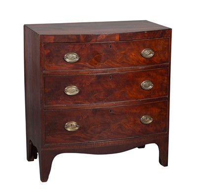 Lot 832 - George III Mahogany Bowfront Chest of Drawers