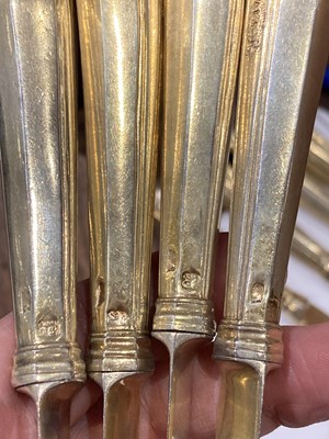 Lot 167 - Georgian Sterling Silver Gilt Dessert Service in Fitted Box
