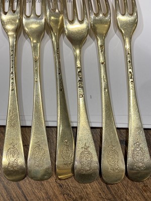 Lot 167 - Georgian Sterling Silver Gilt Dessert Service in Fitted Box