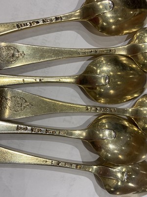 Lot 167 - Georgian Sterling Silver Gilt Dessert Service in Fitted Box