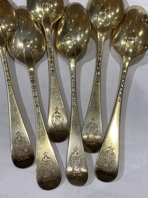 Lot 167 - Georgian Sterling Silver Gilt Dessert Service in Fitted Box