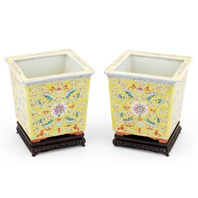 Lot 237 - A Pair of Chinese Famille Rose Porcelain Jardinières