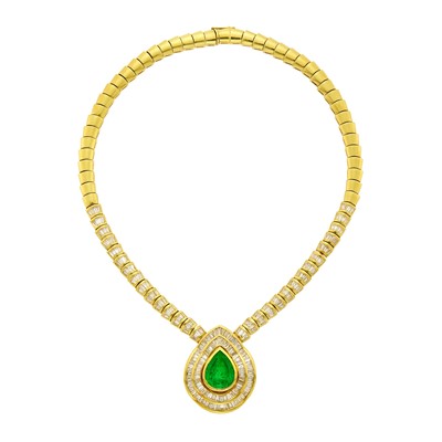 Lot 120 - Gold, Emerald and Diamond Pendant-Necklace