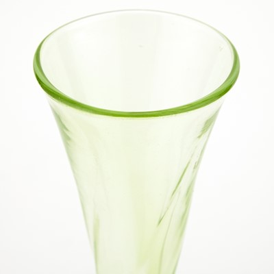 Lot 5129 - Screen-used Elven glass from Elrond's Chamber in The Fellowship of the Ring