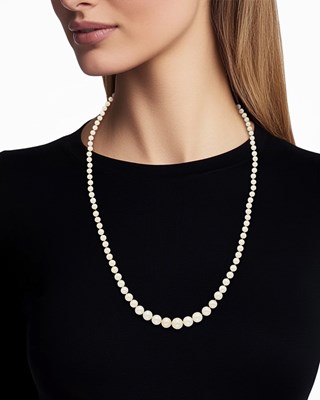 Lot 74 - Cultured Pearl Necklace with Platinum and Diamond Clasp