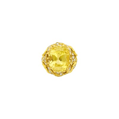 Lot 208 - Gold, Yellow Sapphire and Diamond Ring