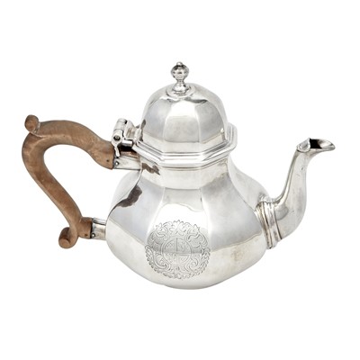 Lot 1099 - George I Sterling Silver Octagonal Teapot