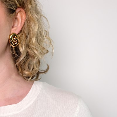 Lot 75 - Bulgari Pair of Two-Color Gold 'Doppio Coure' Earclips