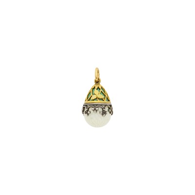 Lot 84 - Russian Gold, Silver and Guilloché Enamel Pendant Egg