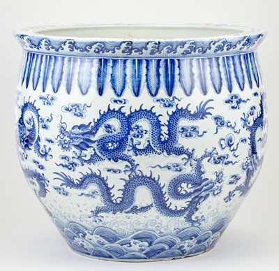 Lot 110 - A Chinese Blue and White Porcelain Fish Bowl