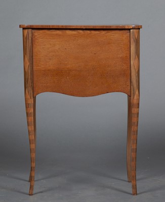 Lot 276 - Louis XV Style Table en Chiffonnier