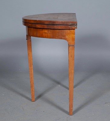 Lot 746 - North European Inlaid Walnut Games Table