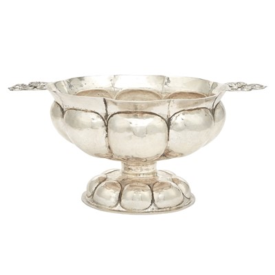Lot 82 - Continental Silver Sweetmeat Dish