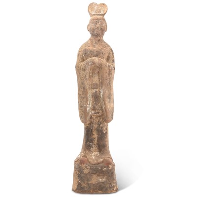 Lot 142 - A Chinese Pottery Figure of an Official