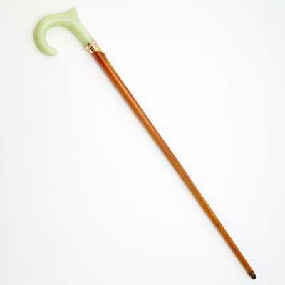 Lot 74 - Fabergé Two-Color Gold Mounted Bowenite Cane Handle