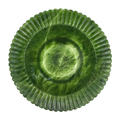 Lot 478 - A Chinese Spinach-green Jade Dish