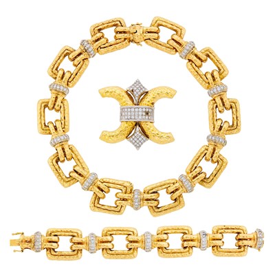Lot 179 - Long Two-Color Gold and Necklace/Bracelet Combination and Pendant-Brooch