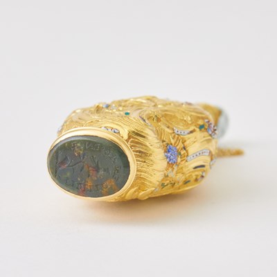 Lot 175 - Continental Gold, Enamel and Hardstone Scent Flask