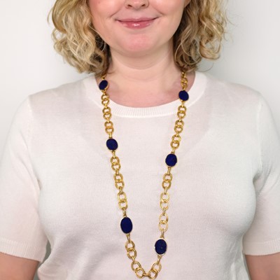 Lot 28 - Buccellati Long Gold and Lapis Chain Necklace