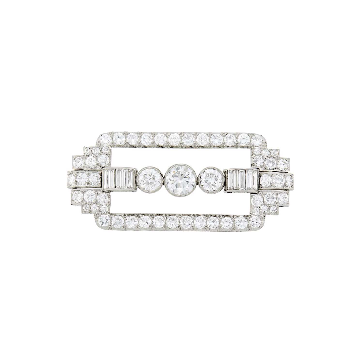 Lot 44 - Platinum and Diamond Brooch