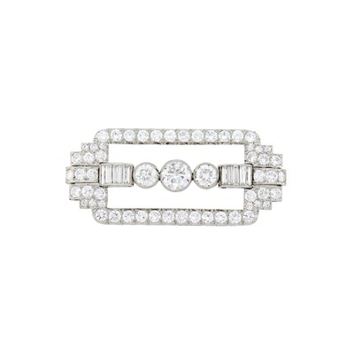 Lot 72 - Platinum and Diamond Brooch