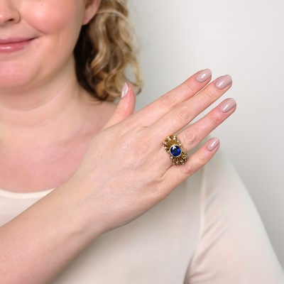 Lot 257 - Monture Cartier Gold, Platinum, Sapphire and Diamond Ring
