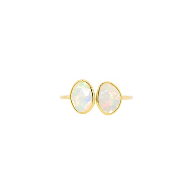 Lot 1219 - Gold and Opal Ring