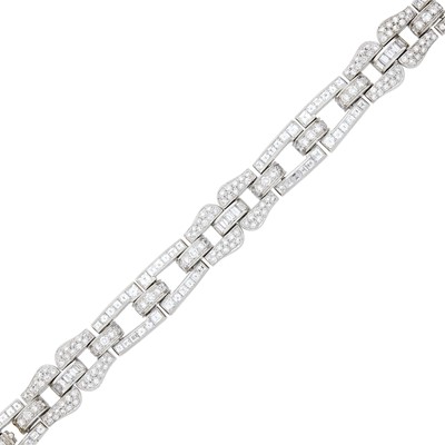 Lot 273 - Platinum and Diamond Link Bracelet