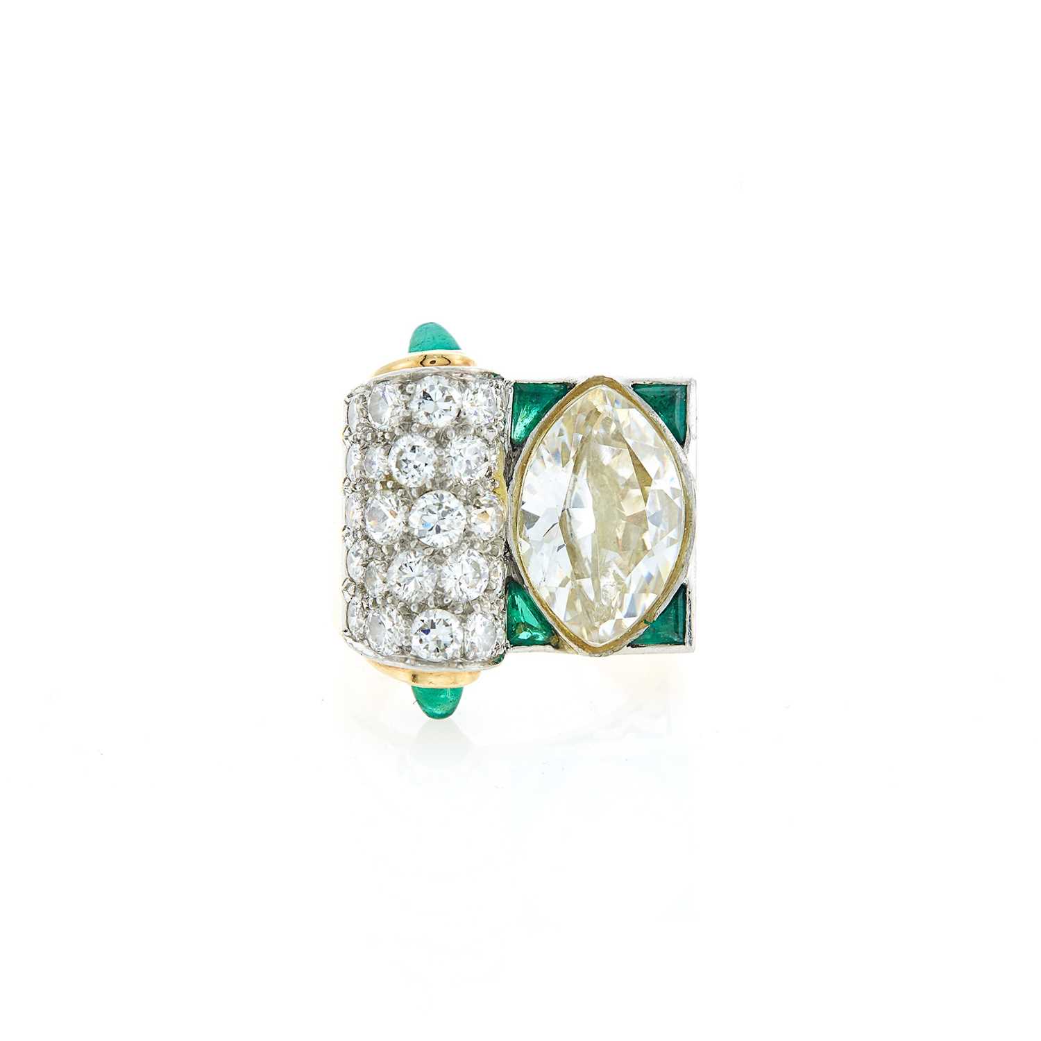 Lot 1074 - Gold, Platinum, Glass, Emerald and Diamond Ring