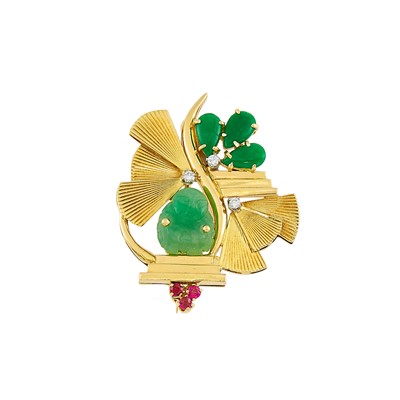 Lot 2139 - Tiffany & Co. Gold, Jade, Diamond and Ruby Brooch