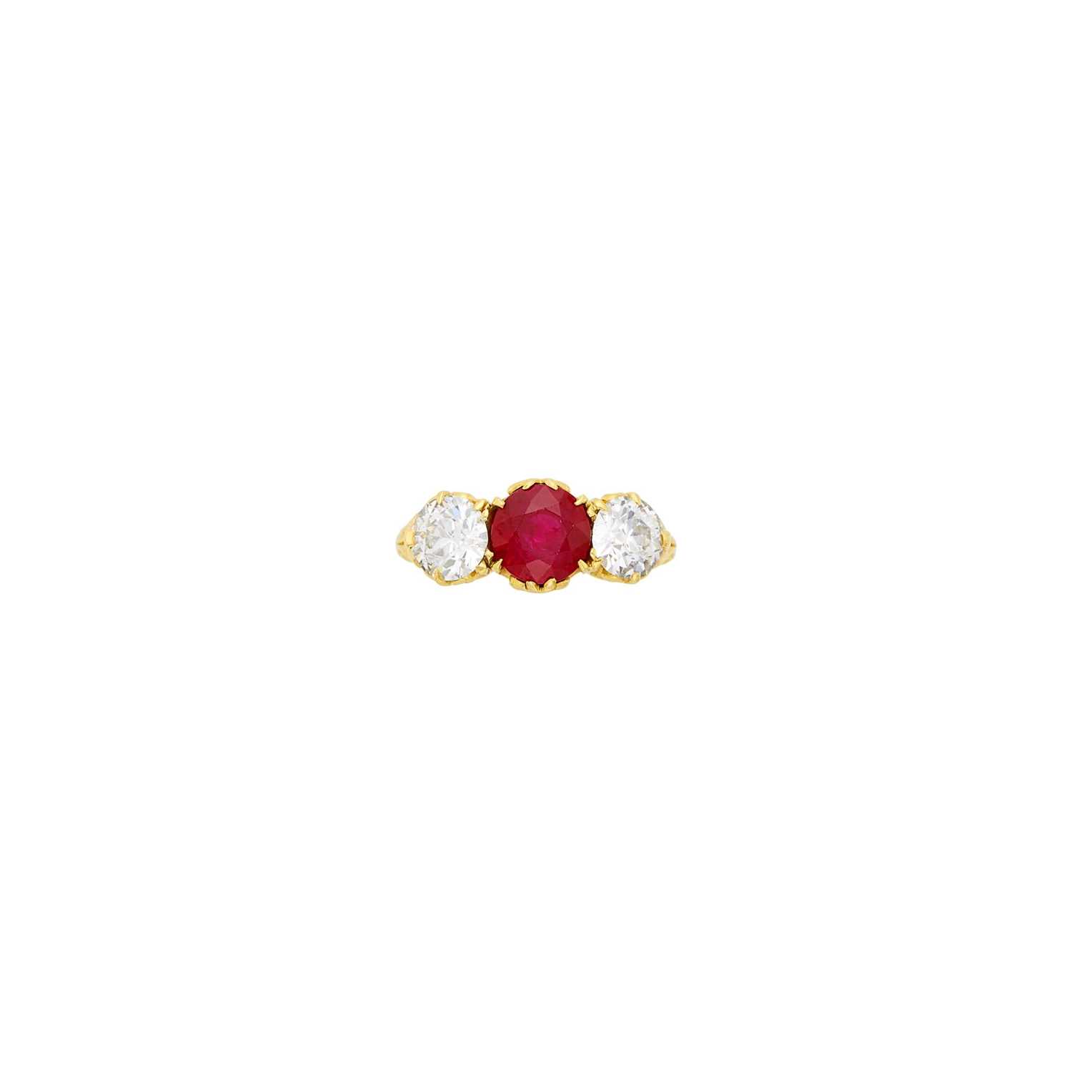 Lot 83 - Antique Gold, Ruby and Diamond Ring