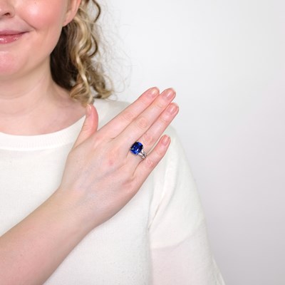 Lot 66 - Platinum, Sapphire and Diamond Ring