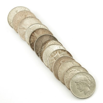 Lot 1105 - United States Peace Dollar Group