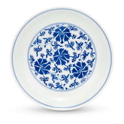 Lot 712 - A Chinese Blue and White Porcelain Dish
