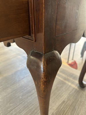 Lot 1059 - Queen Anne Walnut Dressing Table
